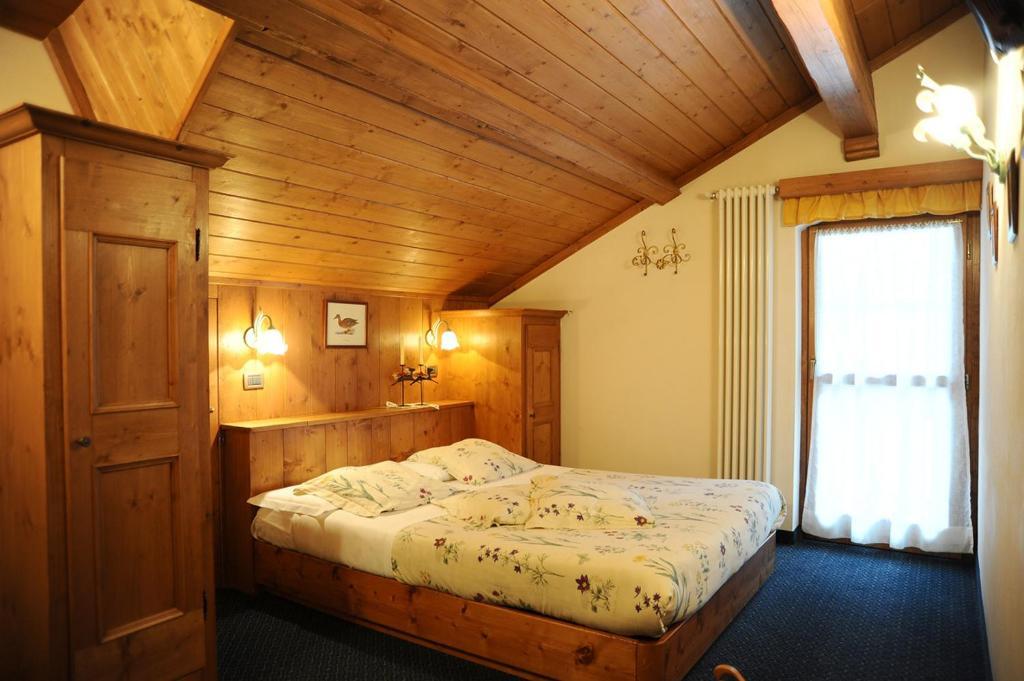 Hotel Garni Il Cirmolo Rocca Pietore Zimmer foto